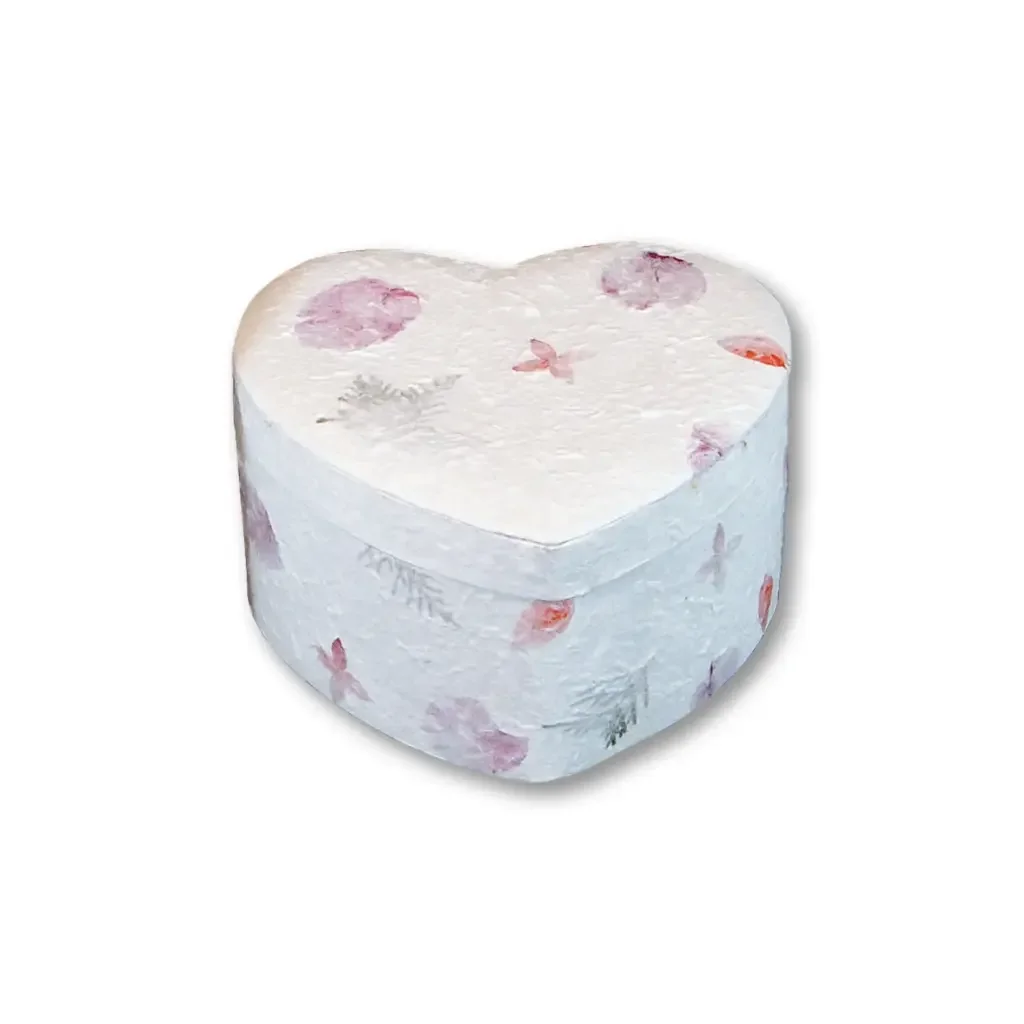 Harmony Heart Earthurn | Biodegradable Floral Urn - Eco Casket Co.