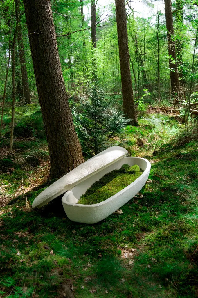 Living Cocoon™ Mushroom Casket